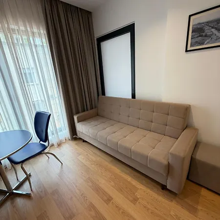 Eki Center Aparthotel Tirana