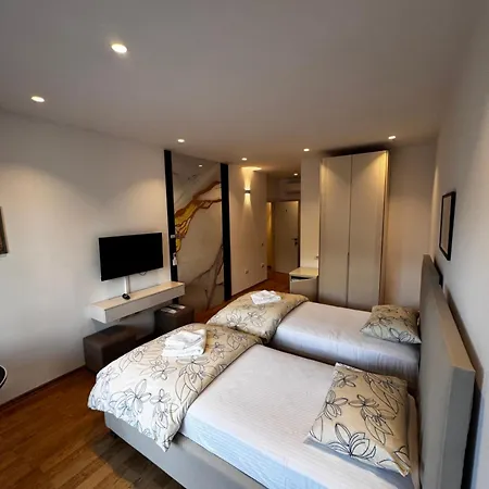 Aparthotel Eki Center 3*
